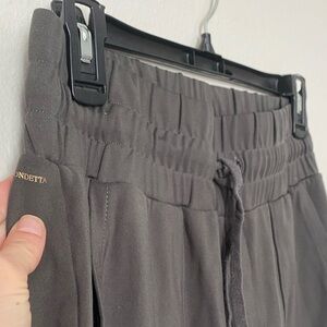 Mondetta Gray Women’s luxury joggers Athleisure chic